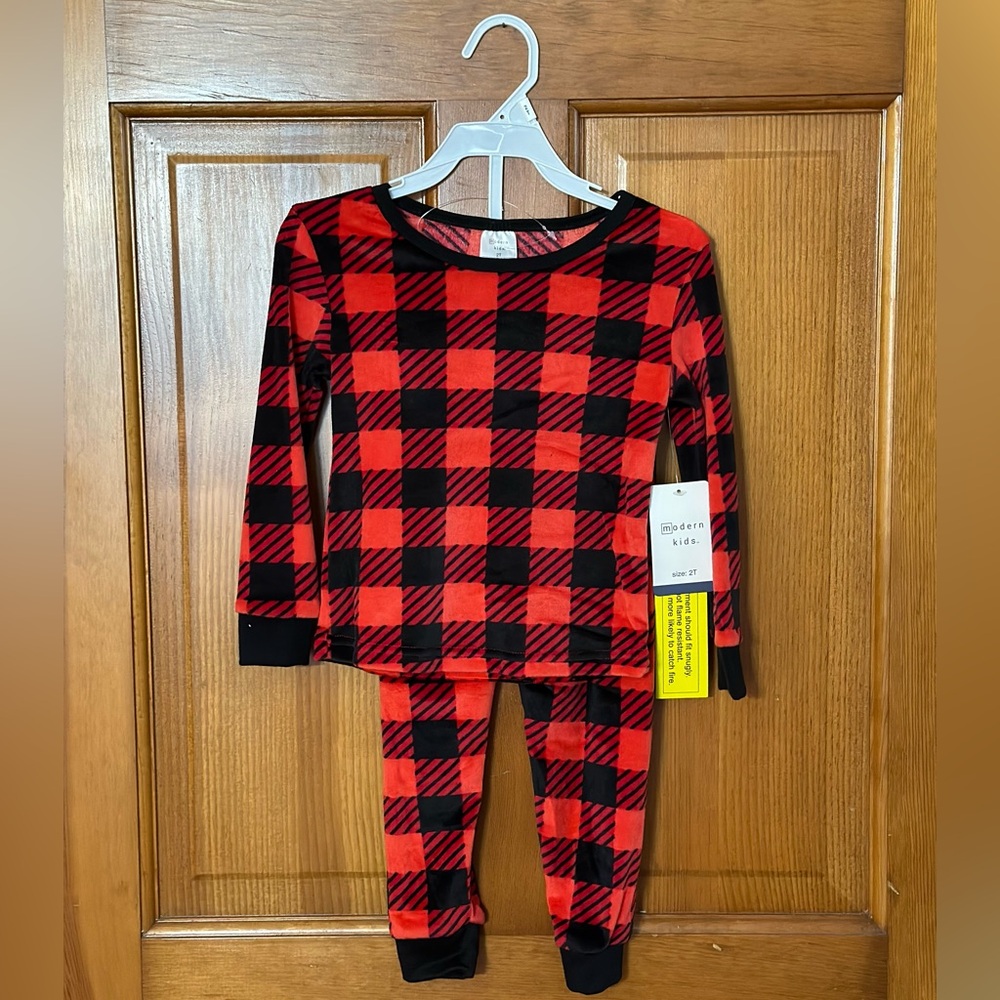NWT 2T PJs